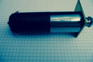 Antriebsmotor-mit-Getriebe